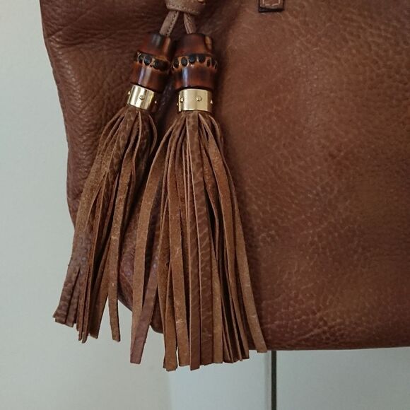 Gucci brown Pebbled Leather Bamboo Tassel tote bag - Picture 13 of 16